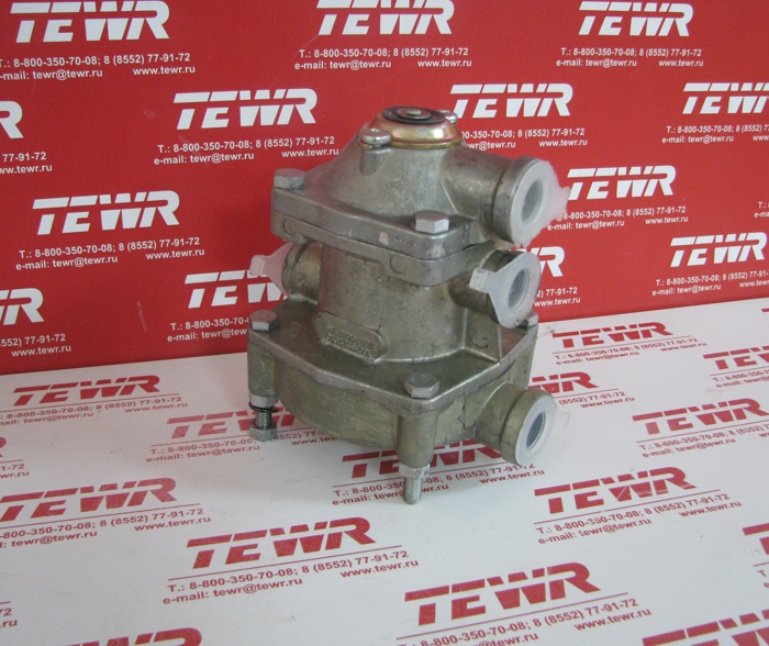 Клапан управления прицепом с двухпроводным привод КУТП-2 РААЗ 100-3522010