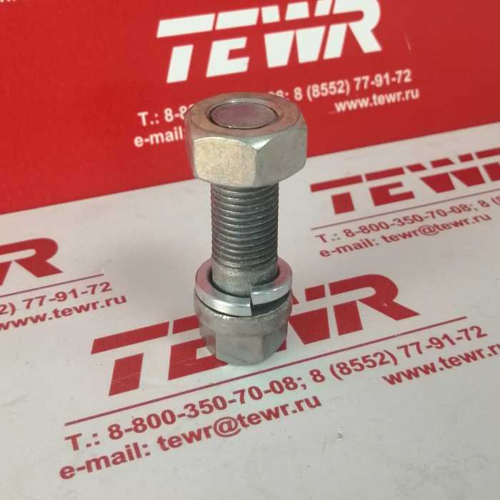 Болт карданный М14*40 в сборе с ЮБКОЙ КММЗ 853063