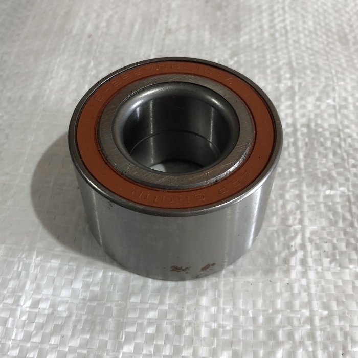 Подшипник ступицы заднего колеса 6-256706ес17