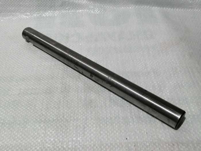 Валик мех-ма перекл. передач завод 15-1771114