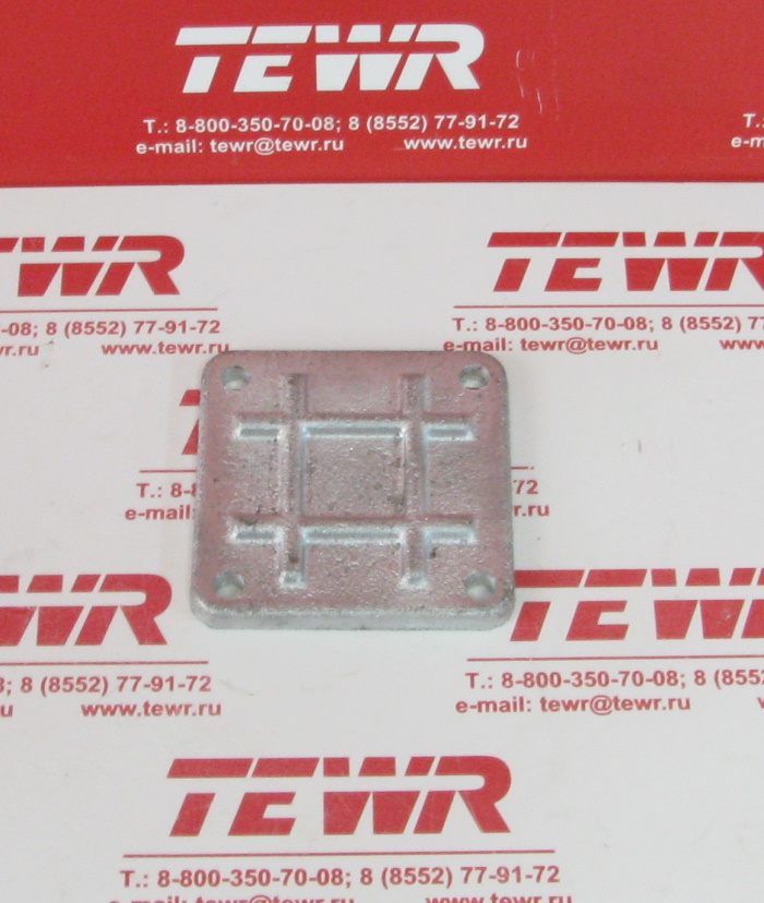 Крышка шкворня нижняя алюминевая 6520-3001055