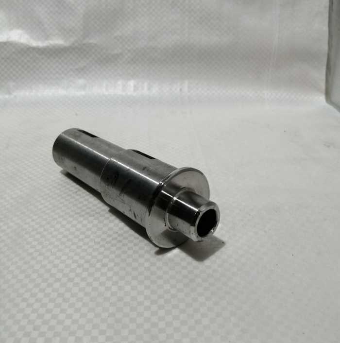 Вал ведомой шестерни привода ТНВД Евро (d 30 мм) 7405.1029154